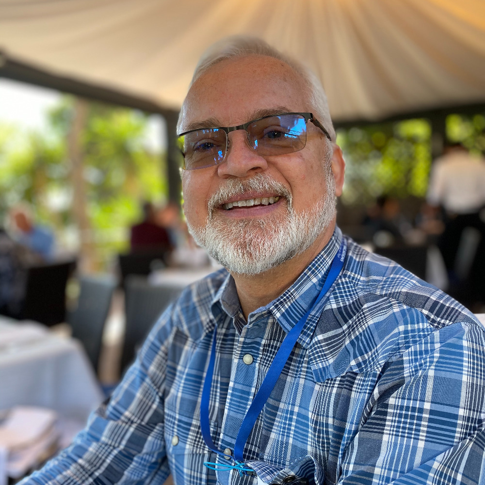 Meet your Posher, Posh